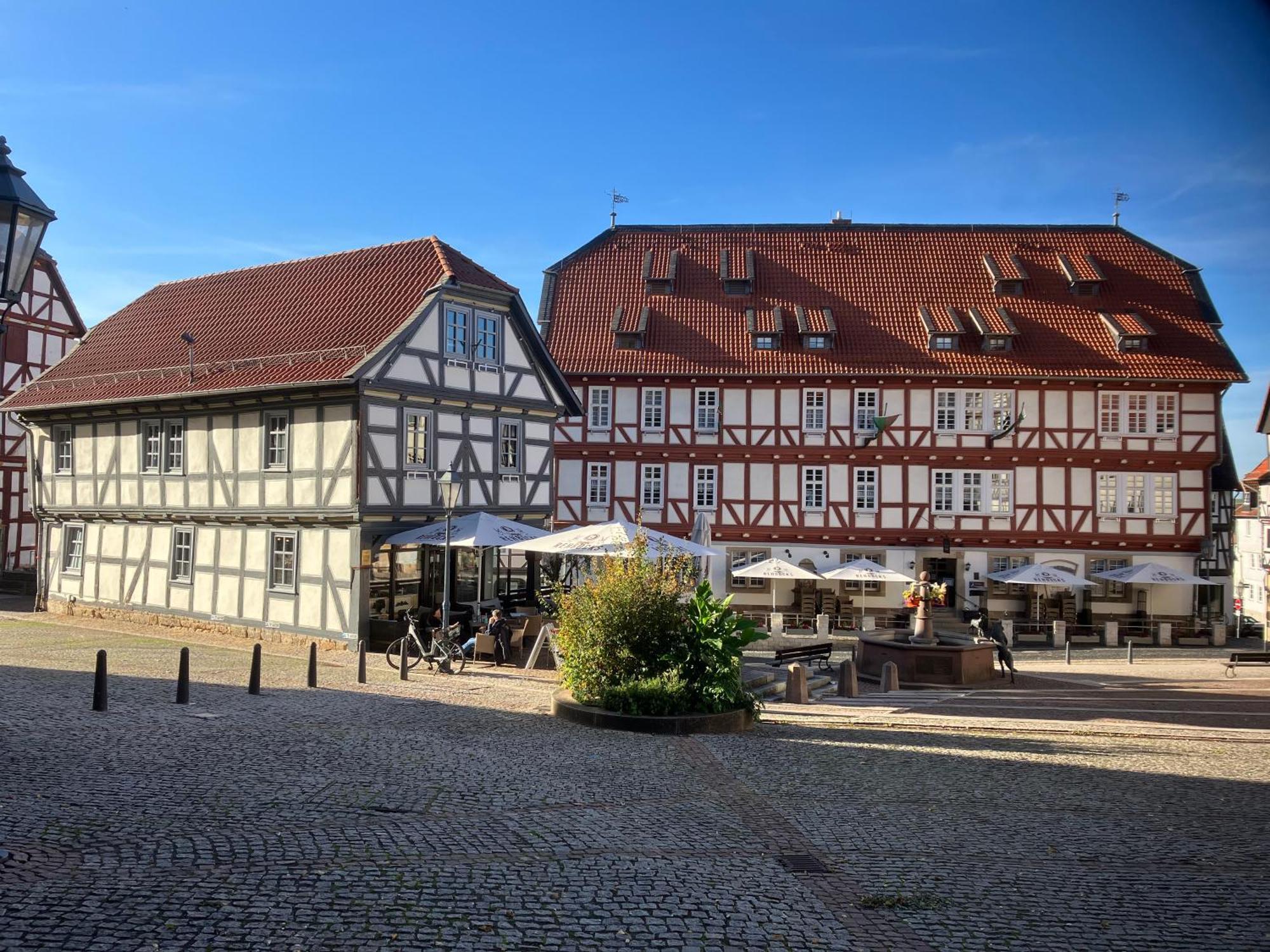 Altes Rathaus Hotel-Restaurant-Cafe Wolfhagen Ngoại thất bức ảnh