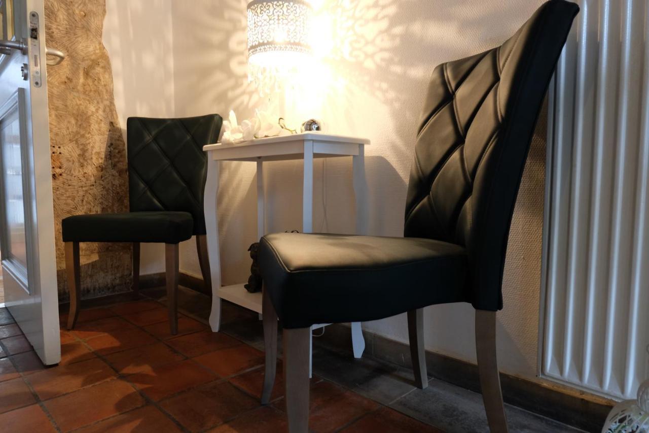 Altes Rathaus Hotel-Restaurant-Cafe Wolfhagen Ngoại thất bức ảnh