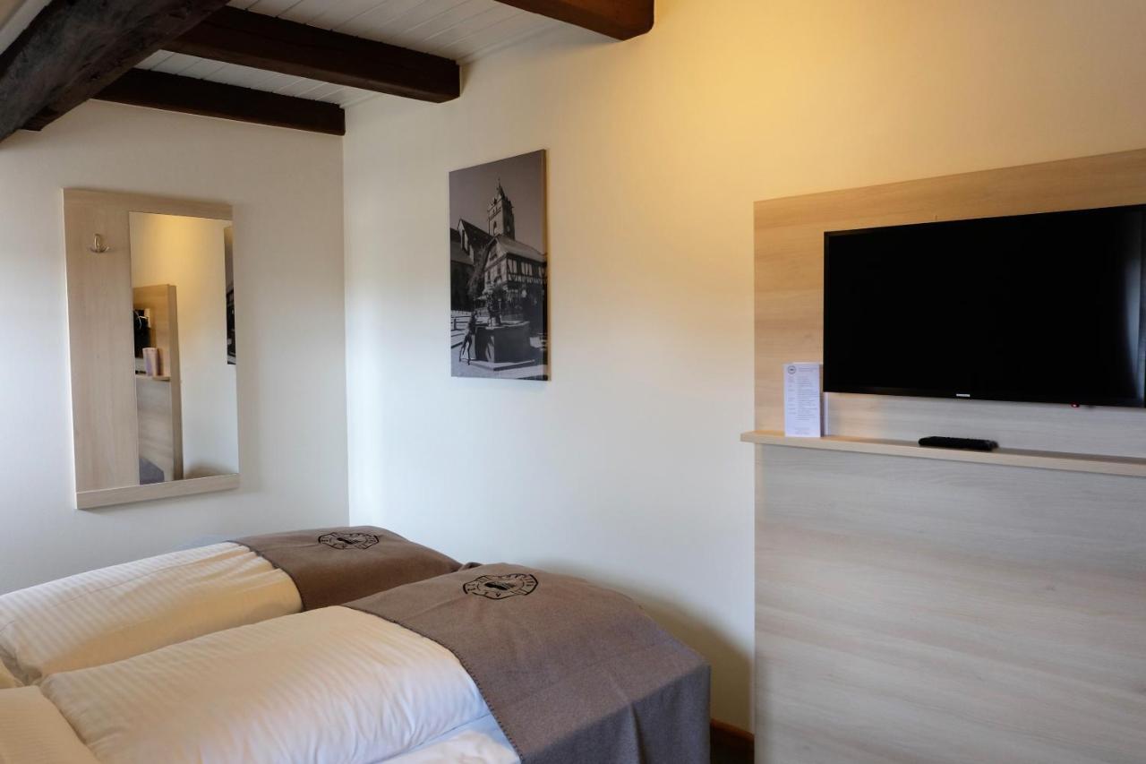 Altes Rathaus Hotel-Restaurant-Cafe Wolfhagen Ngoại thất bức ảnh